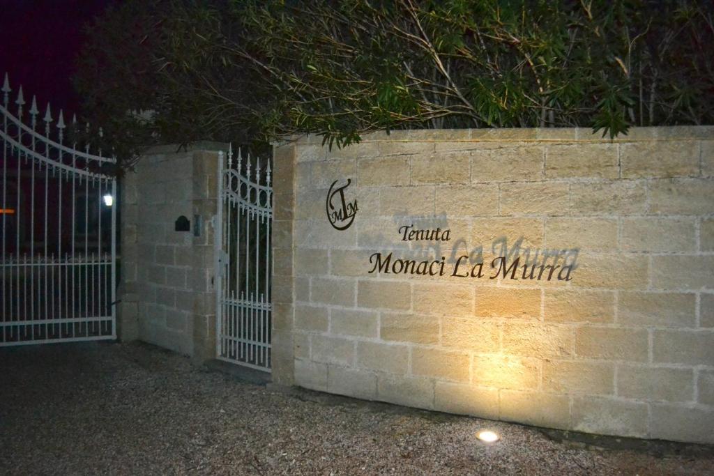 Tenuta Monaci La Murra Carmiano  Eksteriør bilde